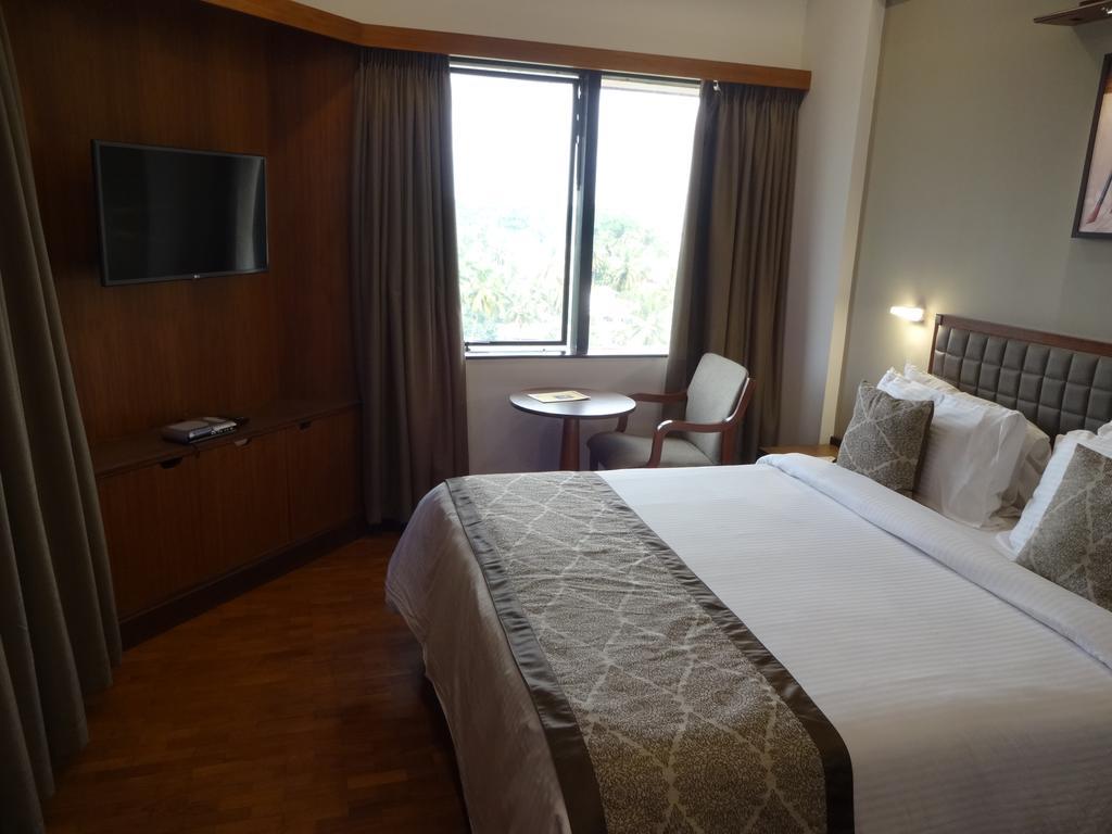 Keys Select By Lemon Tree Hotels, Malabar Gate, Calecute Exterior foto