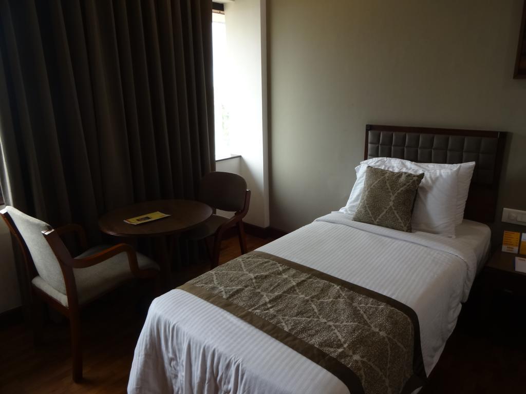 Keys Select By Lemon Tree Hotels, Malabar Gate, Calecute Exterior foto